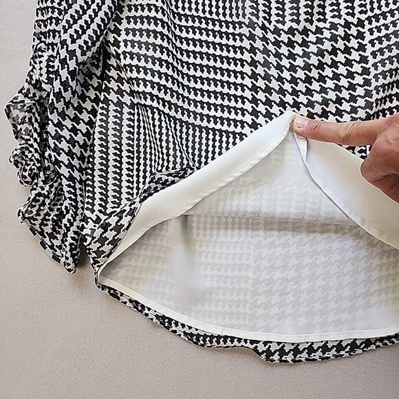 Calvin Klein Ruffle Sleeve Top Black/White Herringbone Medium Lined - Picture 3 of 9